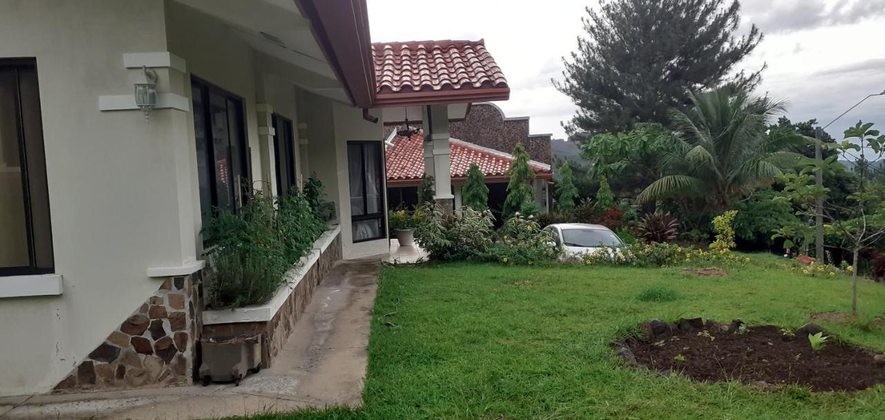 Luxury Apartmеnt With Private Terrace In Altos Del Maria Homestay
