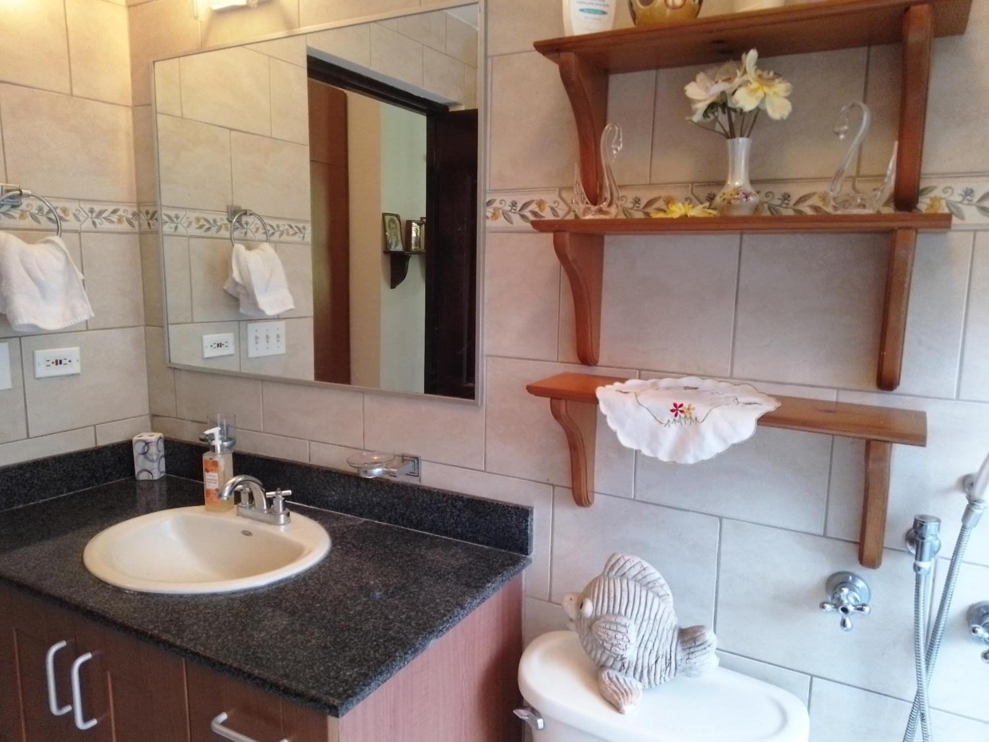 Luxury Apartmеnt With Private Terrace In Altos Del Maria *